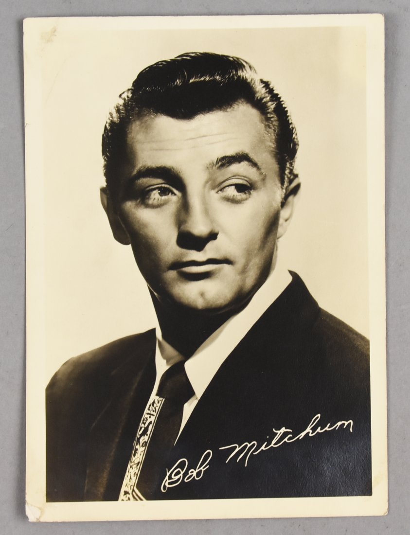 Vintage Robert Mitchum Headshot (1 of 3)