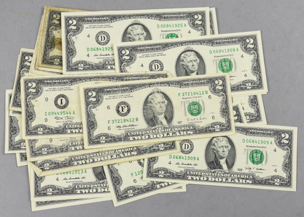 (31) $2 Bills: Large lot of $2 bills with dates ranging from 1976 to 2009.