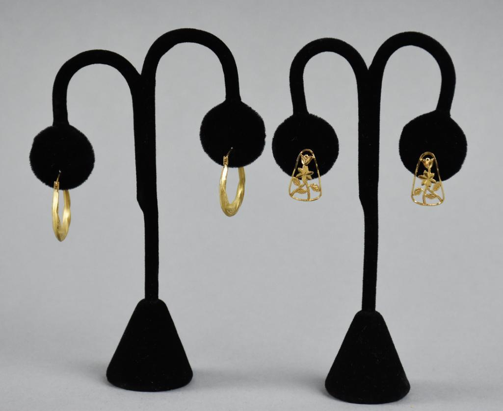 2 Pair 14k Yellow Gold Earrings (1 of 7)