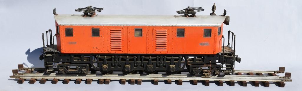 Large Scale Electric Locomotive Car w/Track (1 of 18)