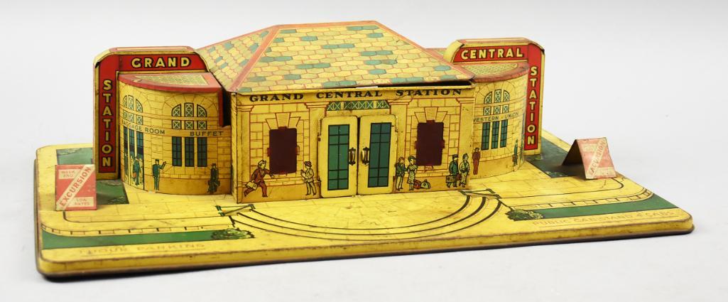 c1935 Mar Toys/Marx Tin Lighted Grand Central Station (1 of 10)