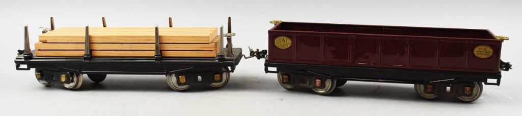 Pre-War Standard Gauge Lionel Gondola & Log Car (1 of 8)