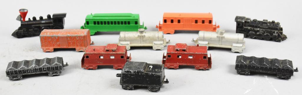 (12) Vintage Midget Toys Train Set (1 of 4)