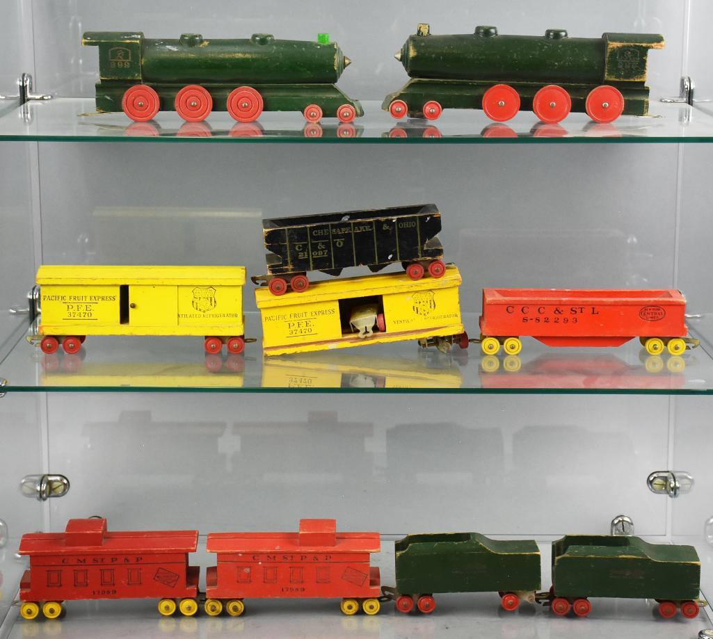 (10) Vintage Strombecker Lines Wooden Train Set (1 of 7)