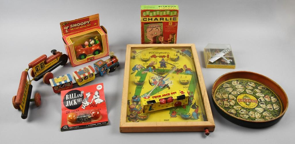 Vintage Toys, & Game Lot Snoopy & More (1 of 4)