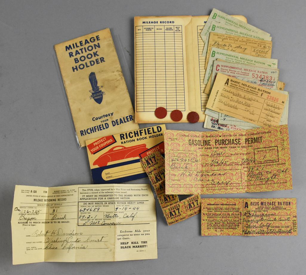 WWII Era Richfield Oil Corp Mileage Ration Book & Slips (1 of 7)