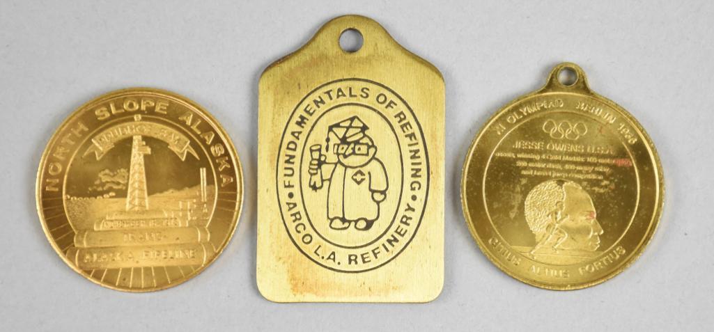 Vintage Refinery Token and ARCO Keychain Fobs (1 of 2)