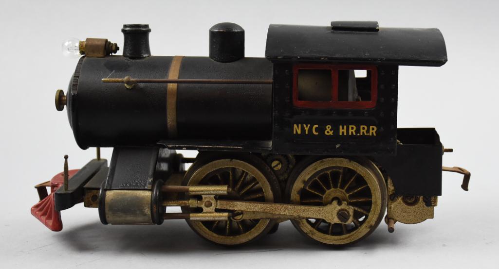 Prewar Lionel No. 5 NYC & HRRR Cast Iron Locomotive (1 of 6)