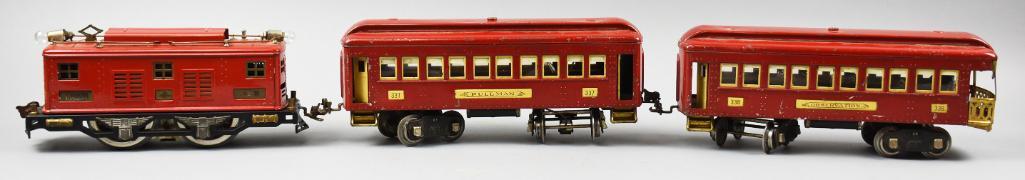Prewar Lionel No. 8 Electric Locomotive & Passenger (1 of 9)