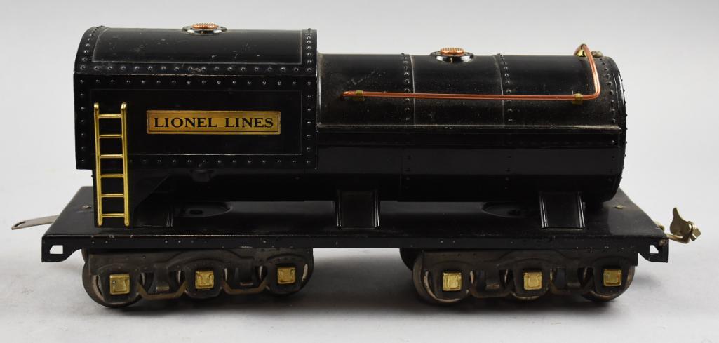Lionel Standard Gauge No. 400T Oil Water Tender (1 of 6)