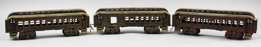 c1930 Kenton Rock Island Passengers Cars/US Mail Car: These are some very nice train cars from the 1930s by Kenton Hardware Co. All are Chicago Rock Island and Pacific cars with one US Mail No. 1018 and a pair of Coach cars 1020.