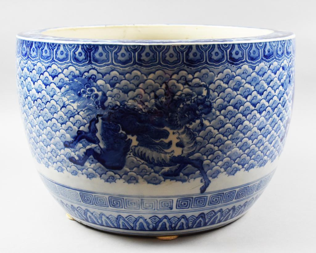 Vintage Chinese Blue & White Foo Lion Fishbowl Planter (1 of 7)