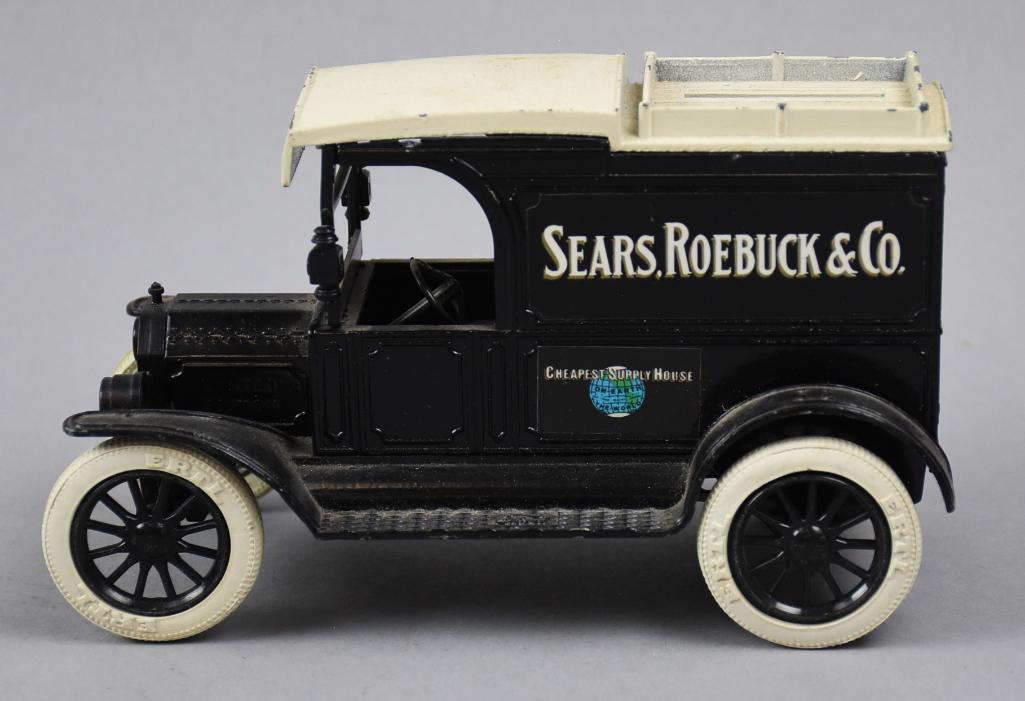 Ertl 1913 Model T Sears, Roebuck & Co Van Bank (1 of 7)