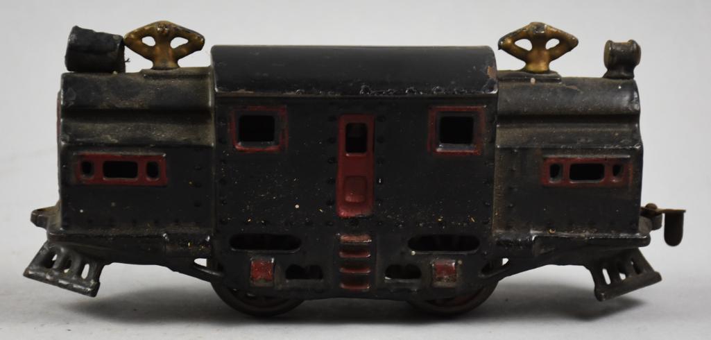 Prewar Ives Cast Iron Electric Locomotive No. 3216 (1 of 8)