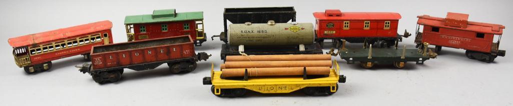 Prewar Lionel Lines Tin Litho Train Cars (1 of 5)