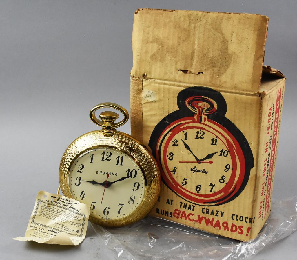 c1960 Spartus Backwards Electric Clock (1 of 6)
