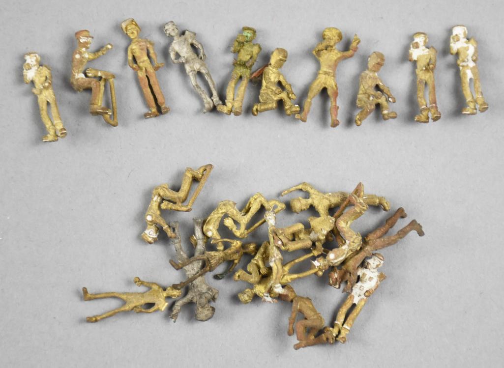 Lots of Mini Figurines, Railroad Layout N scale (1 of 4)