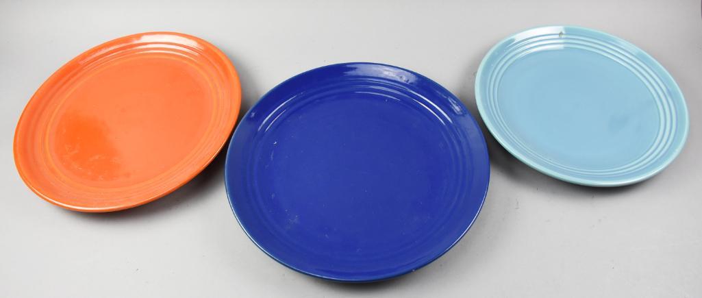 (3) Vintage Bauer Dinner Plates (1 of 5)