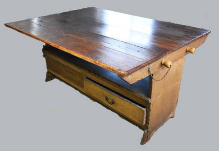 19th C Pennsylvania Pine Double Tilt Table/Bench: This great looking piece is a 19th century Pennsylvania pine tilt table and bench. Nice dark top finish, peg locks slid out to flip table up to offer additional seating, can be flipped both ways,