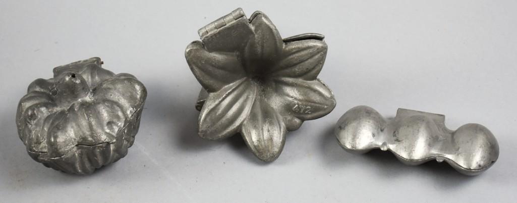 Vintage Pewter Ice Cream/Candy Molds, Lily & Eggs (1 of 9)
