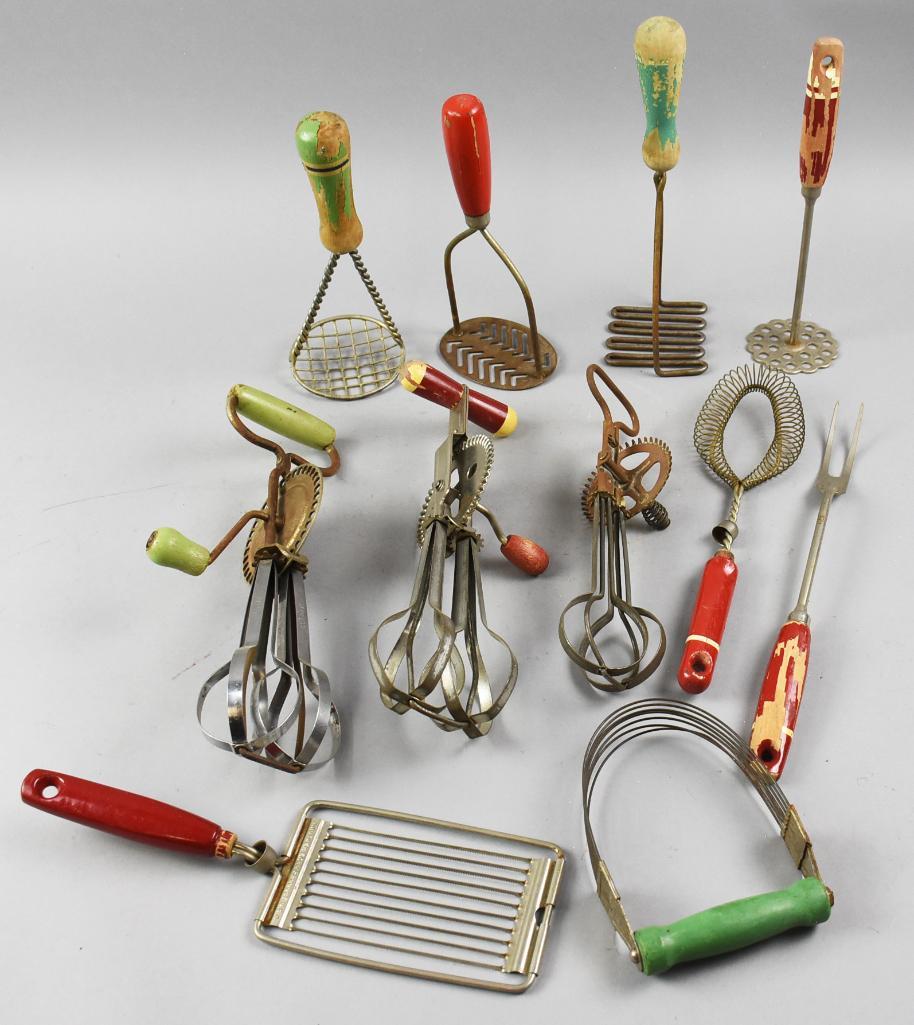 Vintage and Antique Kitchen Gadgets and Utensils (1 of 6)