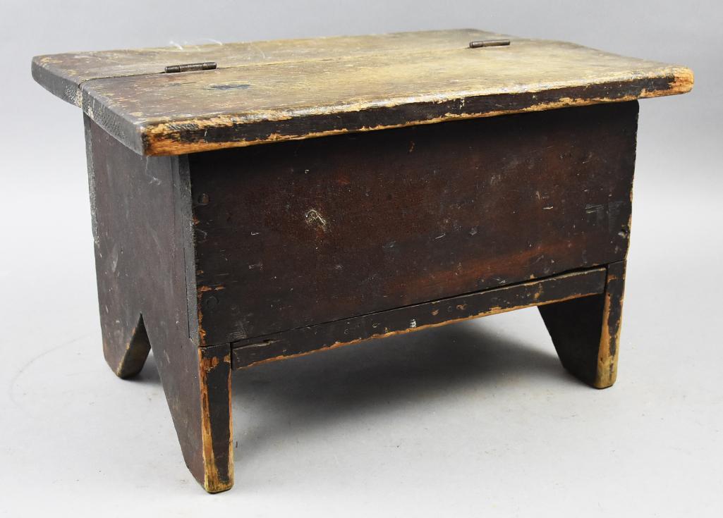 Primitive Antique Small Oak Storage Bench (1 of 10)