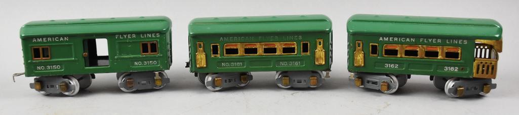 Prewar American Flyer Lines Tin Litho Passenger Cars (1 of 6)
