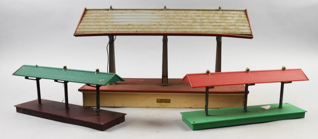 Prewar & Postwar Lionel Platforms Nos. 155, 157, 2256 (1 of 8)