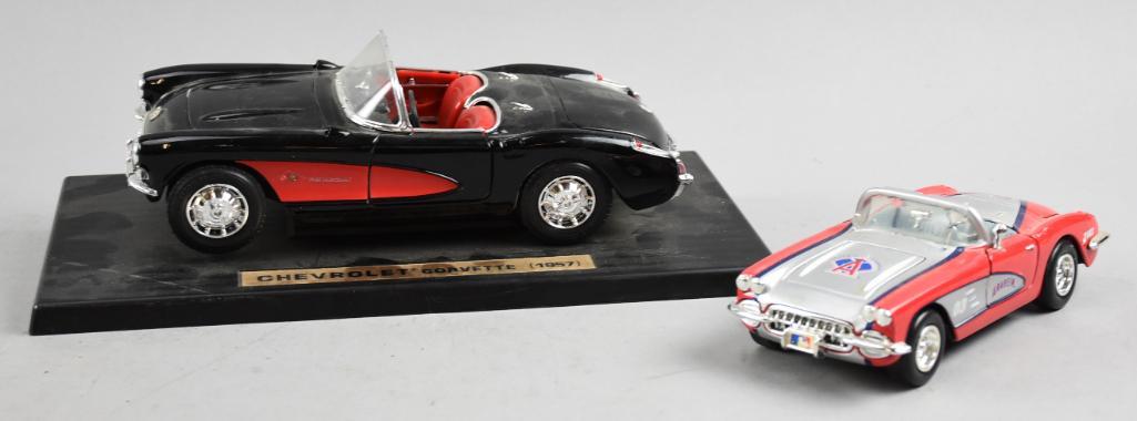 Pair Model Corvettes 1:18, Road Legends & Fleer, Lt Ed (1 of 11)