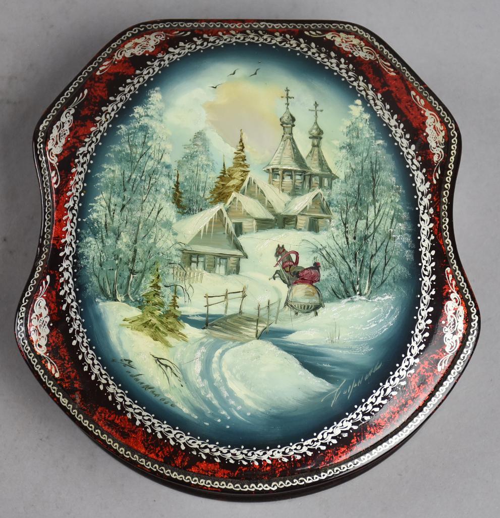 Kholpalev Russian Lacquer Box, Winter Toika Sled (1 of 7)