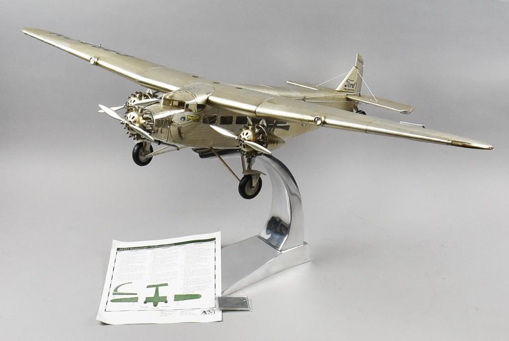 Ford Tri-Motor American Airways US Mail Plane w/ Stand (1 of 16)