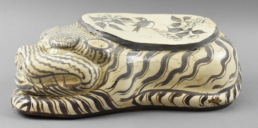 Chinese Cizhou Ware Tiger Shaped Pillow (1 of 7)