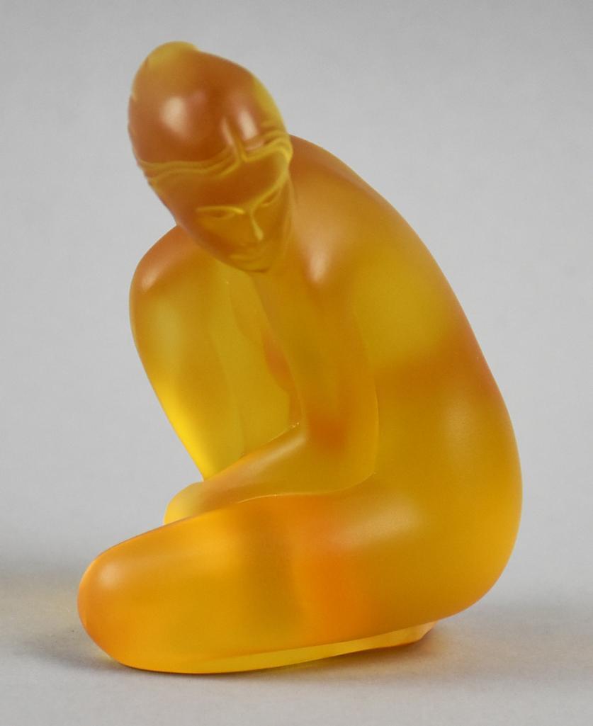 2006 Lalique Nue Venus Ambre Frosted Crystal Figurine Ltd Ed: Very pretty Lalique figurine and is limited edition 399/999. She is called Nue Venus Ambre, and is lovely frosted amber glass. Signed and numbered with date 2006 on bottom and stands approx 4" tall