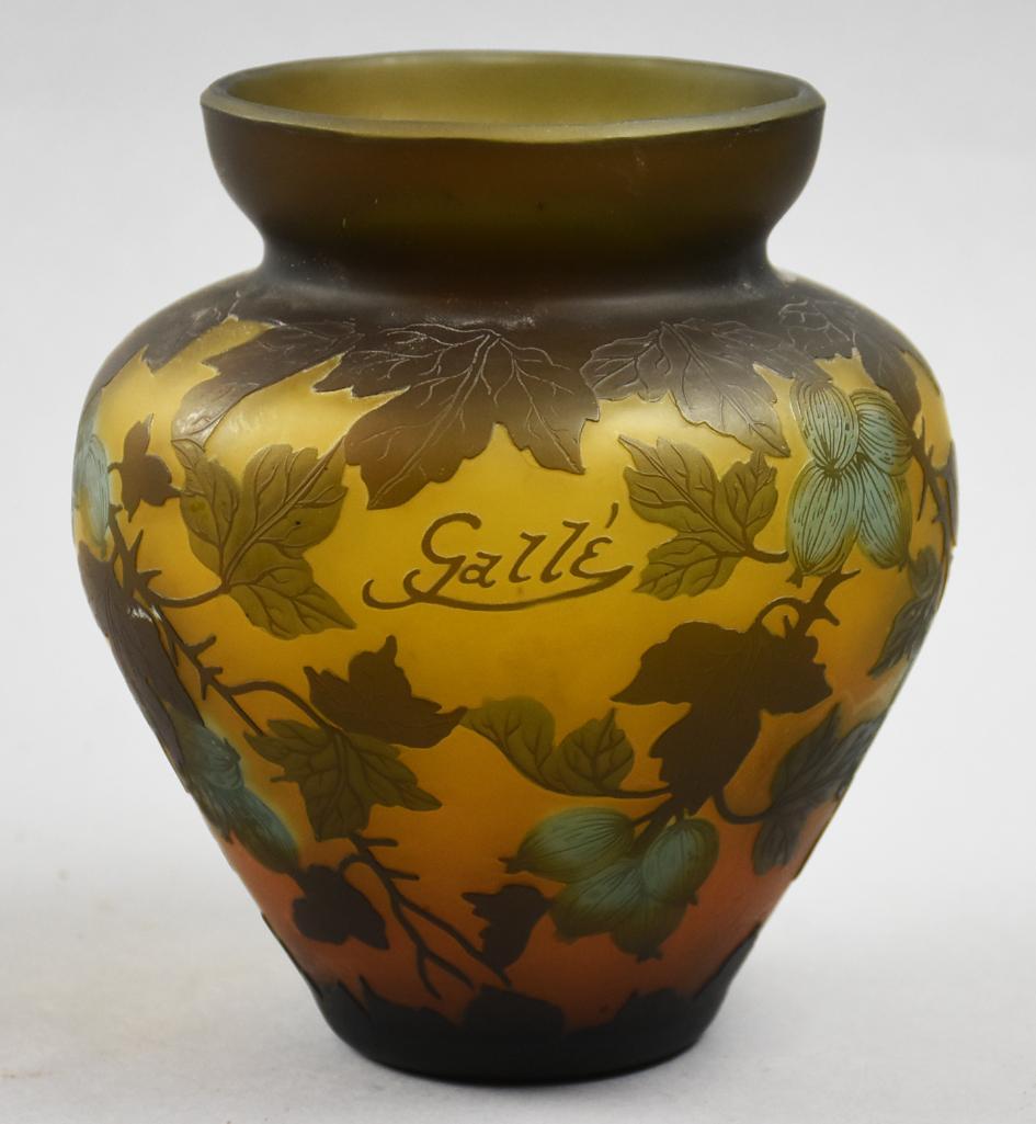 Galle Style  Cameo Glass Vase, Oak Leaf & Berry (1 of 6)