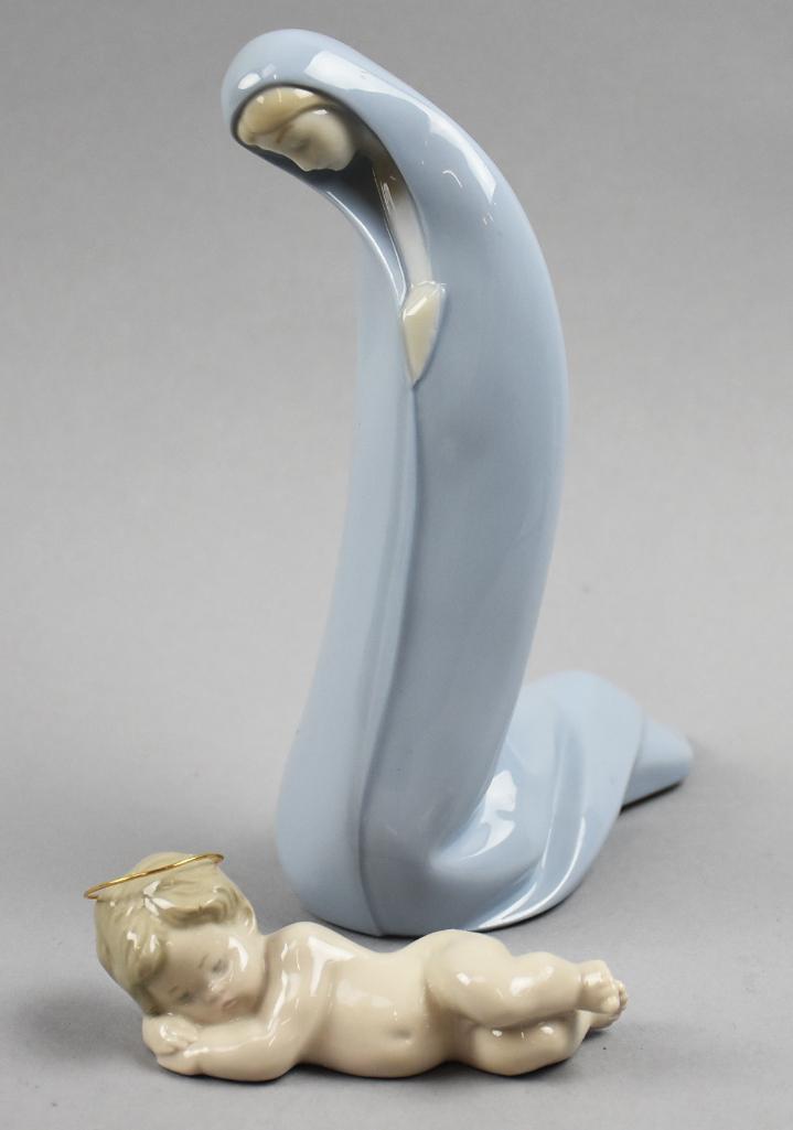 Lladro Porcelain Virgin Mary and Baby Jesus Figurines (1 of 5)