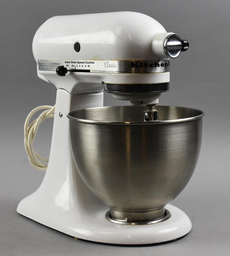 Kitchenaid Classic Series Stand Mixer, Model K45ss