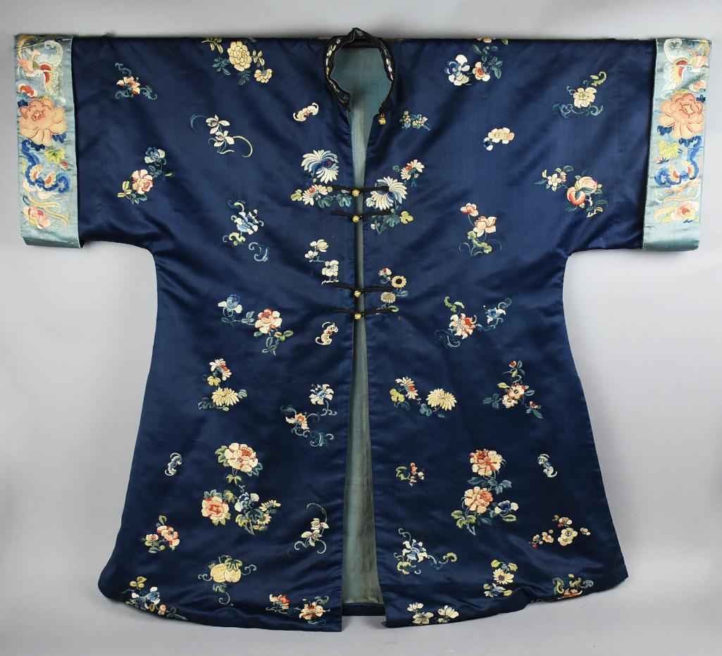 Antique Chinese Embroidered Silk Robe (1 of 17)