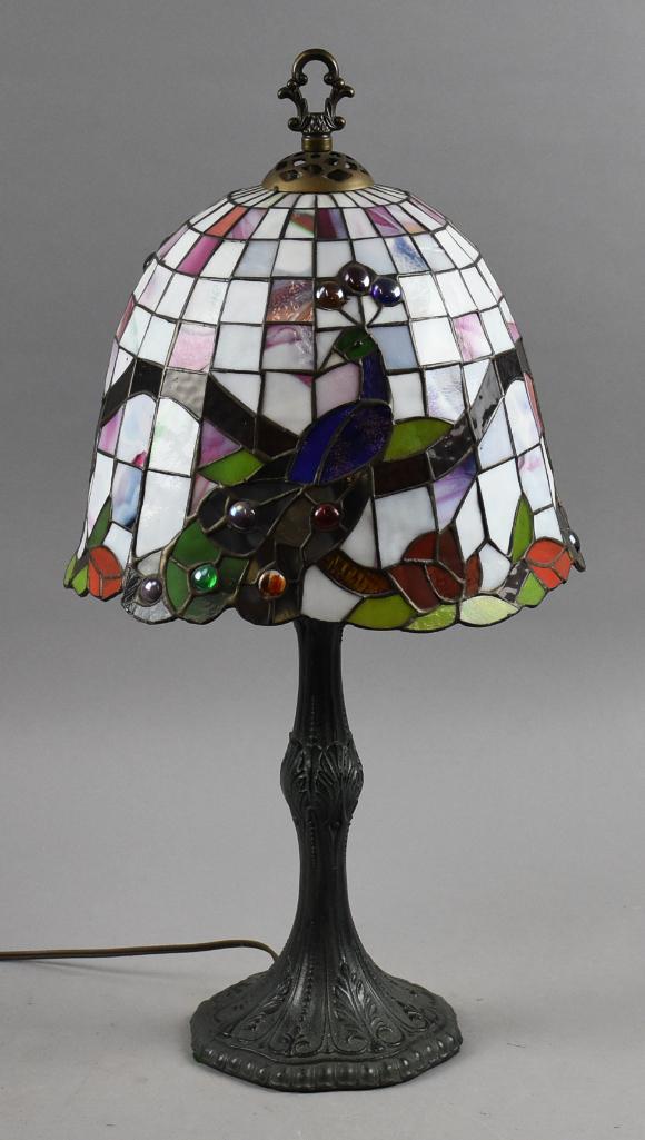 Heyco Tiffany Style Peacock Table Lamp (1 of 11)