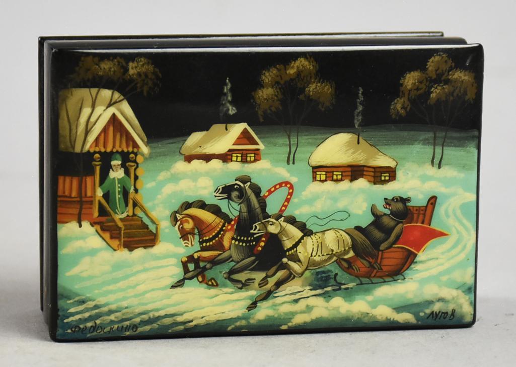 Vintage Russian Fedoskino Lacquer Trinket Box, Signed (1 of 7)