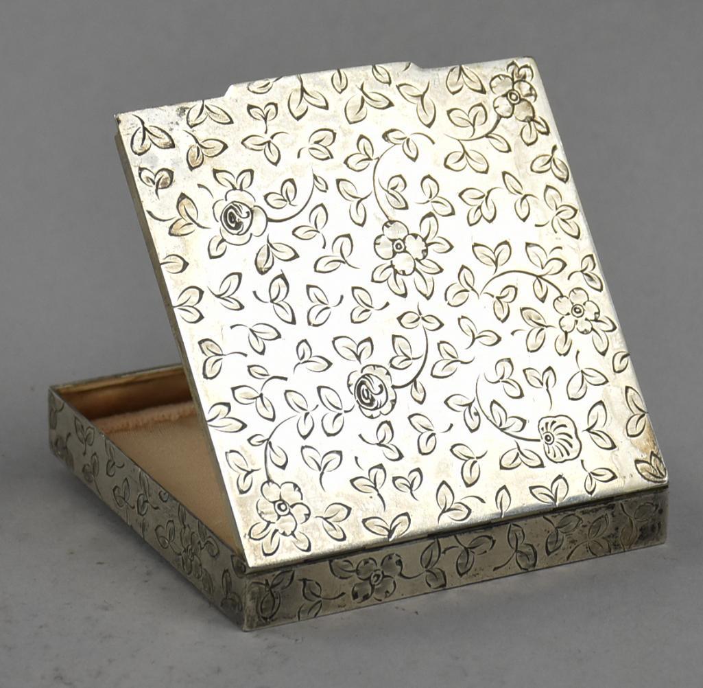 Vintage Sterling Silver Compact w/ Sifter, 925 Stamp (1 of 9)