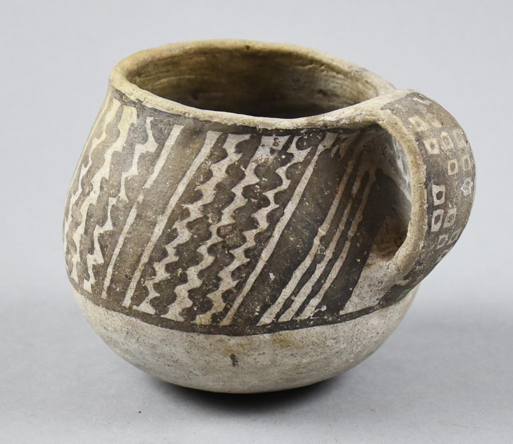 1150-1300 AD Anasazi Tusayan Black on White Cup (1 of 7)