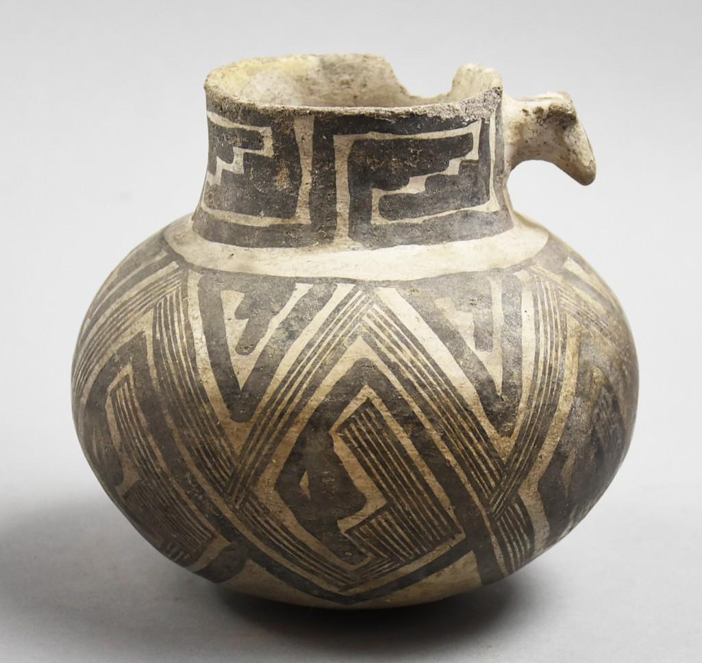 1100-1250 AD Anasazi Tularosa Black-White Dog-Head Pitcher (1 of 7)