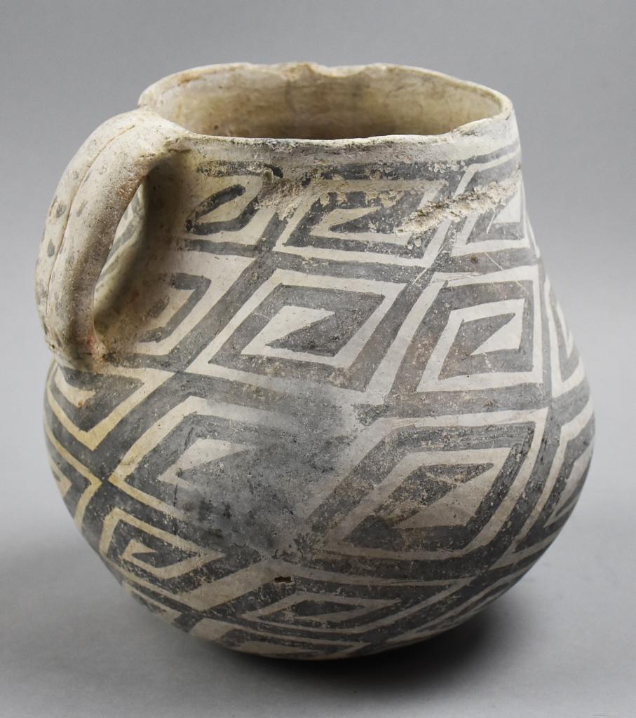 700-850 AD Anasazi Kayenta Kana'a Black on White Pitcher (1 of 8)