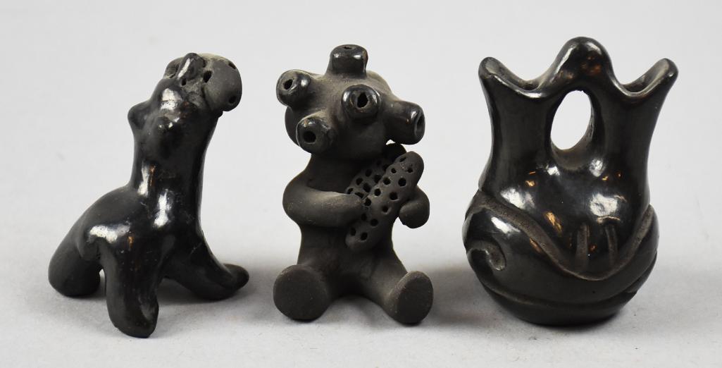 Vintage Pueblo Santa Clara Pottery Pieces, Signed (1 of 6)