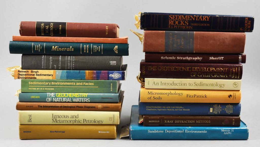 (19) Vintage Rocks and Minerals Reference Books (1 of 9)