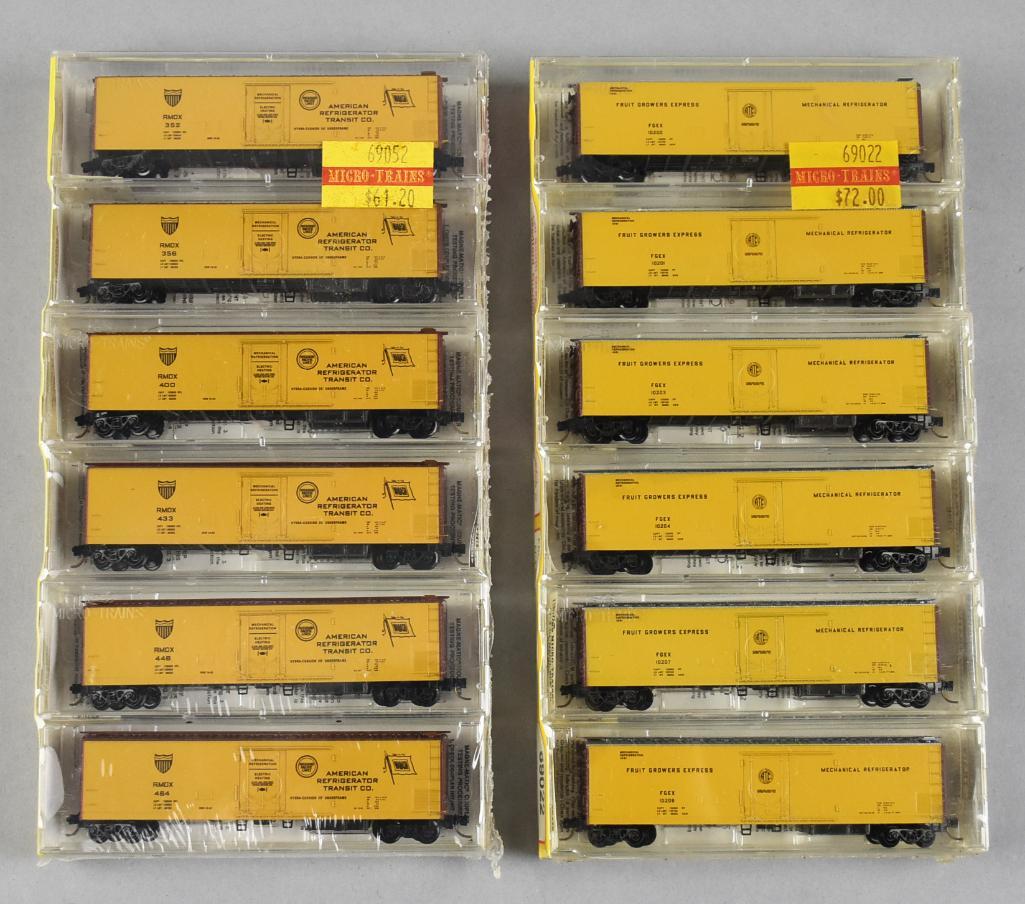 (2) Micro-Train Lines  Reefers  Nos. 69022 & 69052  Mint (1 of 5)