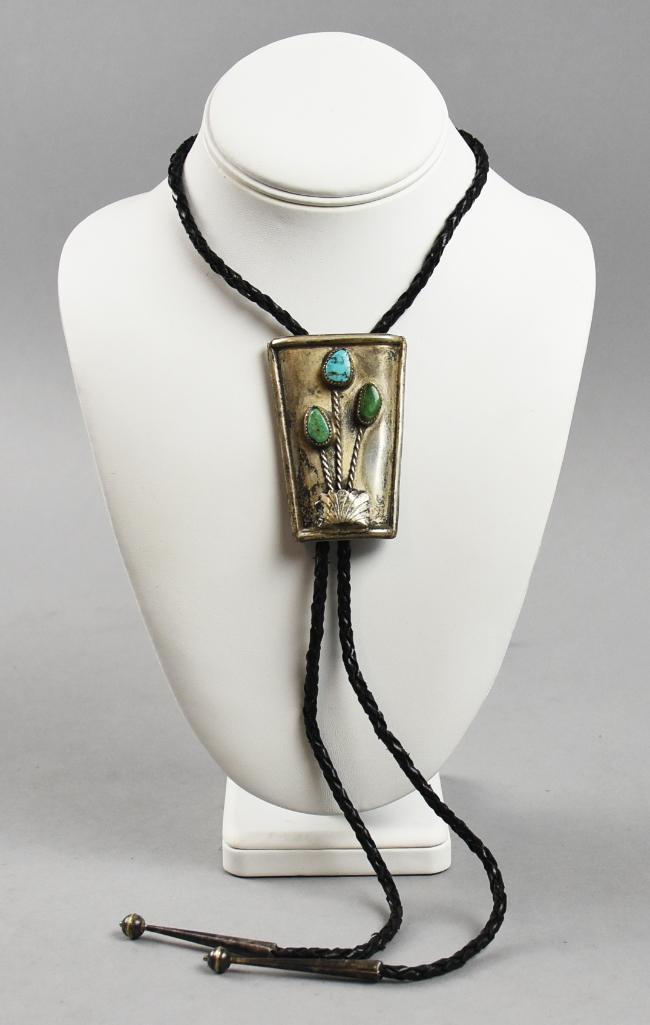 Vintage Navajo Sterling & Turquoise Bolo Tie (1 of 5)