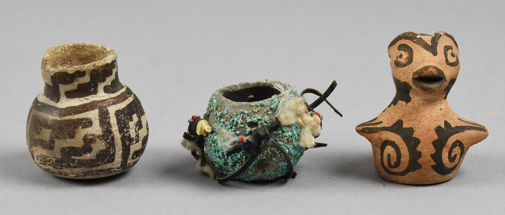 Misc Vintage Native American Pottery Miniatures Anasazi (1 of 4)