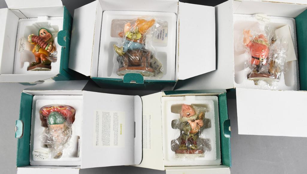 WDCC Snow White & Dwarves Figurines, COA &; Boxed Disney (1 of 4)