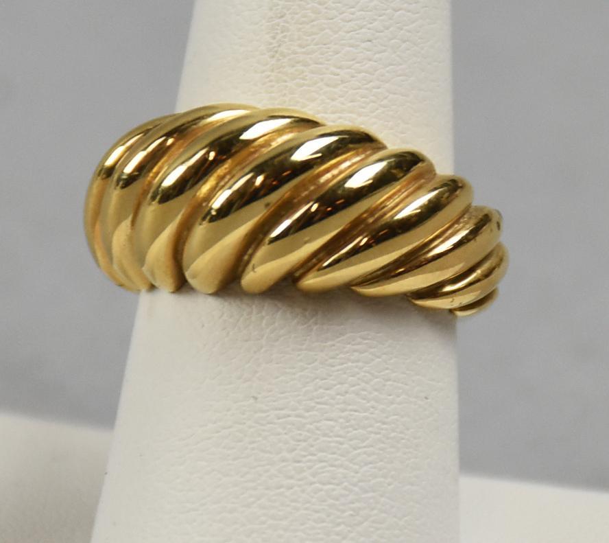 14K Yellow Gold Ladies Ring (1 of 7)